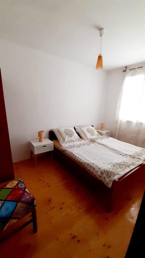 Apartman Ivan Vir Exterior foto