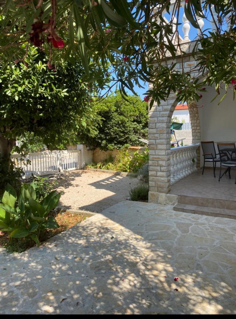 Apartman Ivan Vir Exterior foto